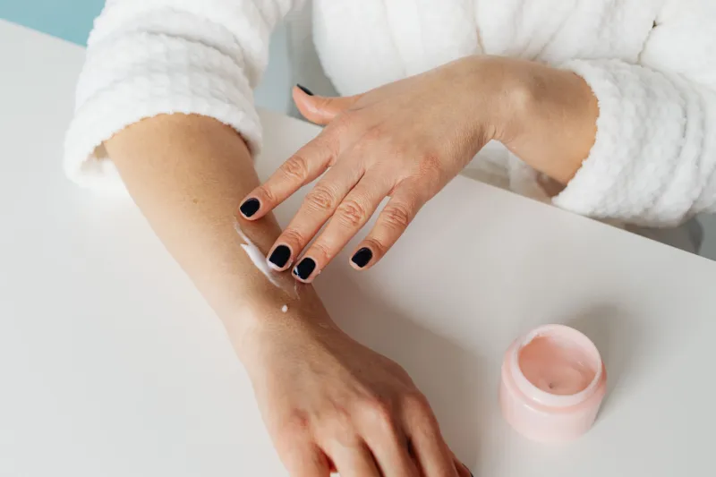 Ces Mains qui Parlent pour Vous : Le Grand Rituel pour des Mains Parfaitement Soignées